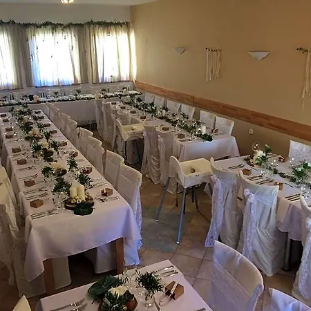 Hotel Zornicka 2*
